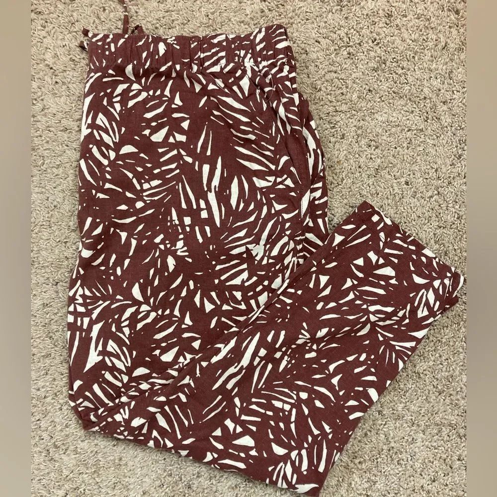 Old Navy NWT Palm print linen blend Pants pull on drawstring pockets
